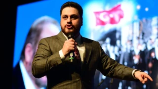 Bağımsız Türkiye Partisi (BTP) Genel Başkanı Hüseyin Baş, Meclis'te görüşülen Çerçeve Yasa Tasarısı hakkında X'teki sosyal medya hesabından, "Çerçeve yasaya, çerçevelik sorular" başlığıyla kritik sorular yöneltti