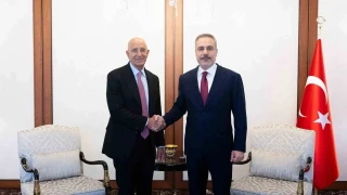 Bakan Fidan, ABD'nin Suriye Temsilcisi Barrack'� kabul etti