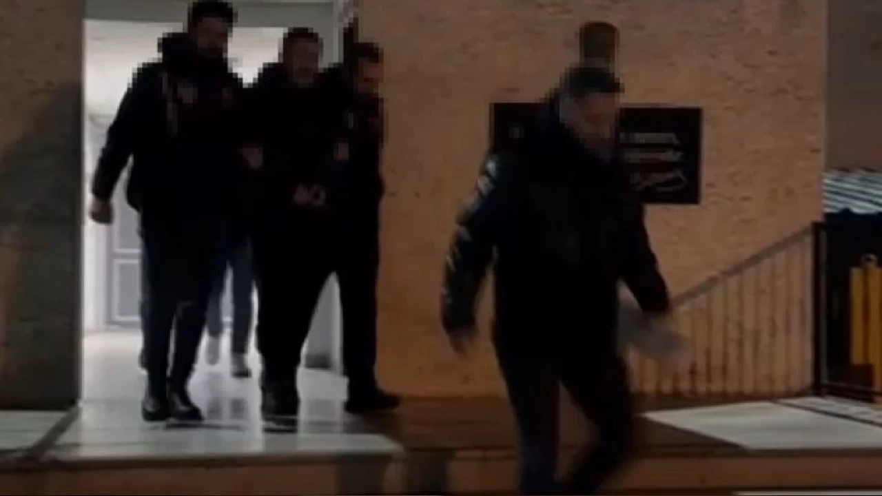 Bak�rk�y'de okula silahl� sald�r�