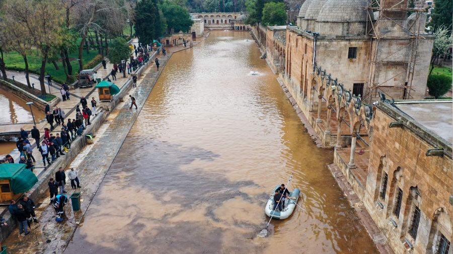 Bal�kl�g�l'de sular �ekildi