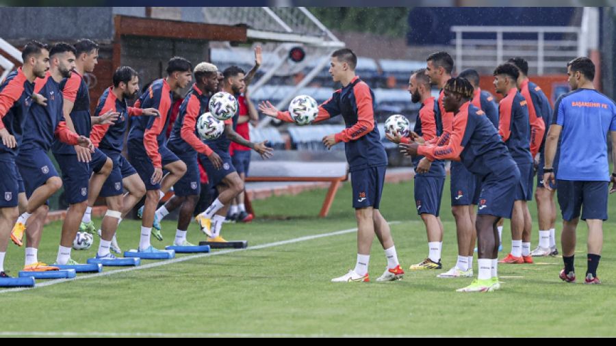 Ba�ak�ehir, Alanyaspor deplasman�nda