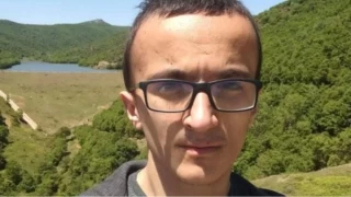 Ba ekyatn altna skm halde l bulundu