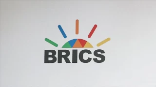 Başı sıkışan BRICS'ın yolunu tutuyor