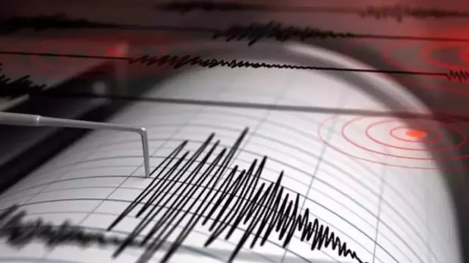 Bing�l'de 4.4 b�y�kl���nde deprem