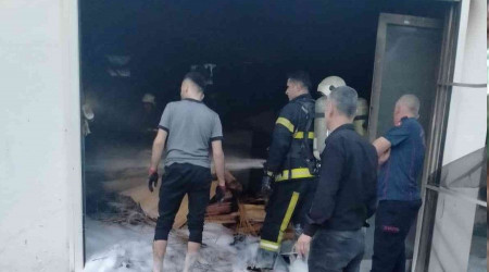 Bir ay önce evi, şimdi de imalathanesi yandı