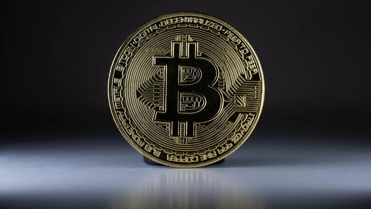 Bitcoin'in fiyatı 27 ay sonra ilk kez 60 bin doları geçti
