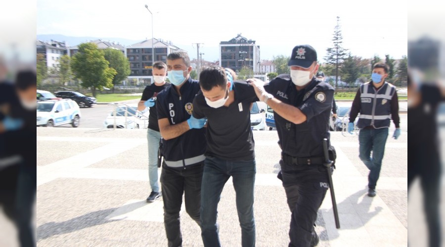 Bolu'da polis ve bekileri yaralayan 5 kiiden 1'i tutukland