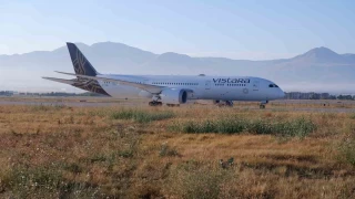 Bomba ihbarı yapılmıştı... Yolcularının Erzurum'daki bekleyişi sürüyor