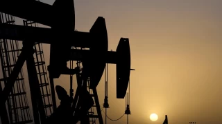 Brent petroln varili 65.76 dolardan ilem gryor