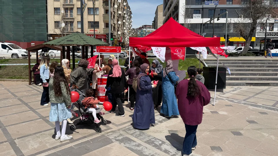 BTP Elaz�� Te�kilat��ndan 23 Nisan kutlamas�