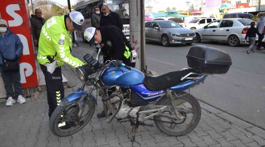 Bu motosikletle 11 bin 645 lira para ceza yedi