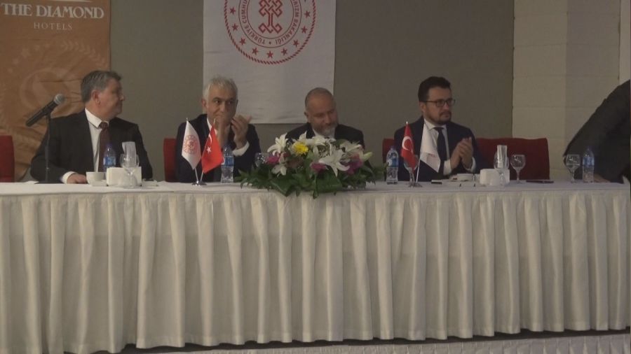 'Bu yl 55-56 milyar dolarlk bir turizm gelirine ulaacaz'