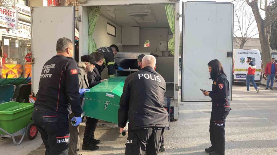 Burdur'a gelen depremzede evinde l bulundu