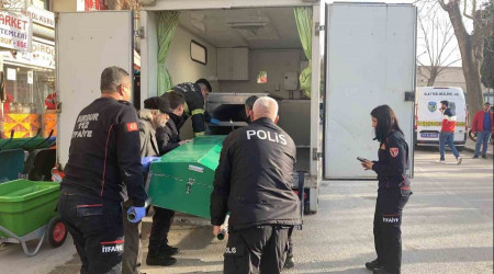 Burdur'a gelen depremzede evinde l bulundu