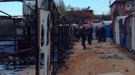 Çadır kentteki yangında 2 aylık bebek hayatını kaybetti