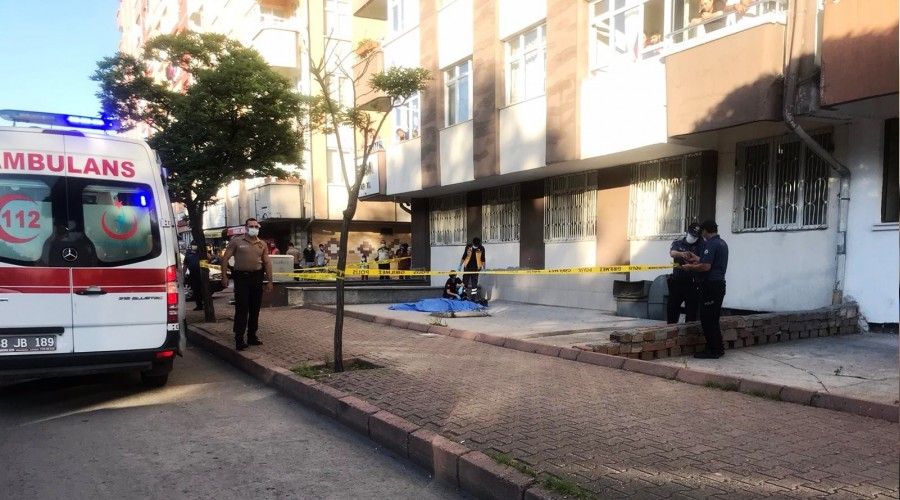 Cam silen kad�n 6. kattan d��t� 