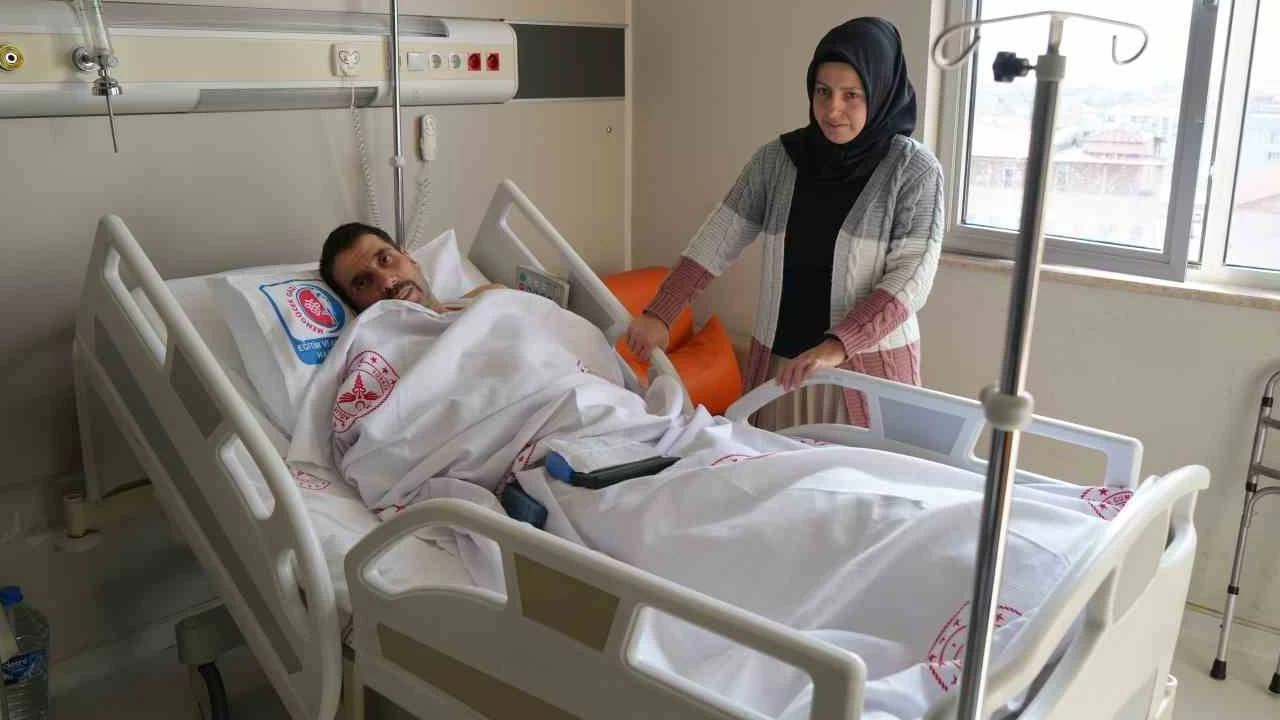 Çatıdan düşmesi 35 yıldır yaşadığı kalça sorununu çözmesine vesile oldu