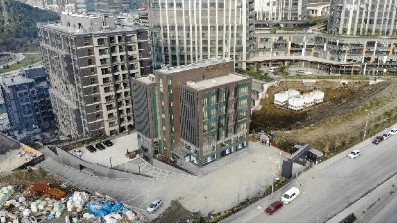 CHP stanbul l Bakanl binasn kapatt