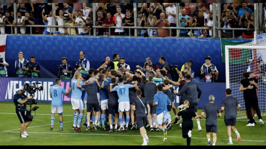City kupalar kazanmaya devam ediyor