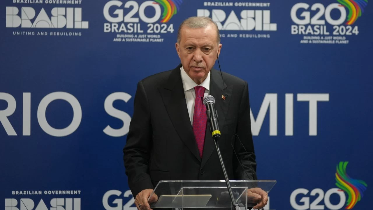 Cumhurbaşkanı Erdoğan, yurda döndü