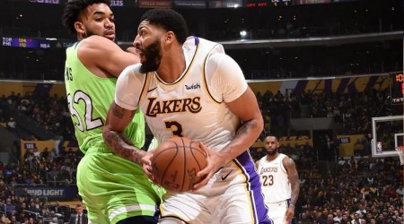 Davis'in 50 sayı galibiyeti getirdi