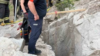 Define aramak için açtıkları kuyuda hayatlarını kaybettiler