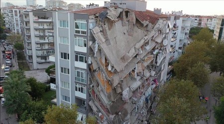 Deprem bahanesiyle iş adamlarını dolandırmışlar
