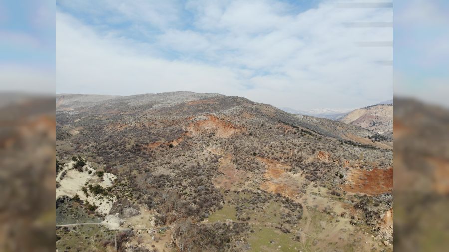 Deprem da�lar� yerinden oynatt�