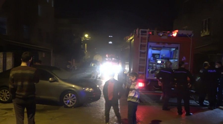 Derbiyi izlerken yang�na yakaland�lar