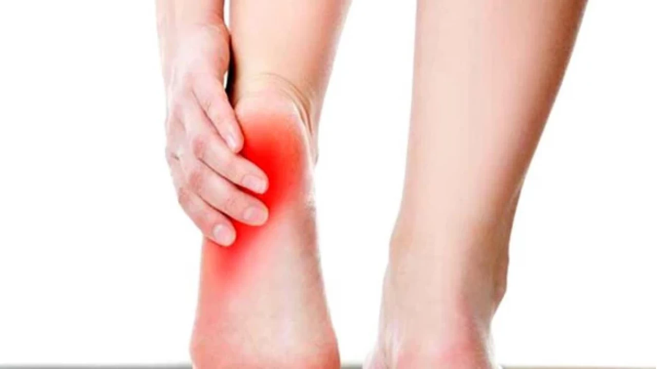 Diyabetlilerde topuk �atla�� ciddiye al�nmal�