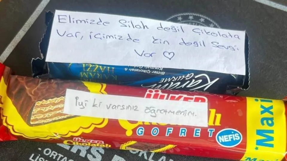Diyarbakır'da öğrencilerden Türkiye'yi duygulandıran jest