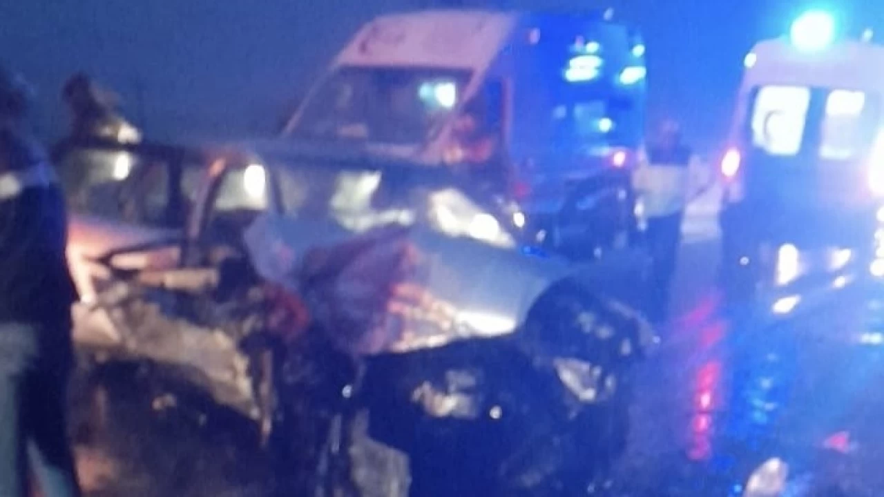 Diyarbakır'da otomobil takla attı: 3 ölü, 2 yaralı