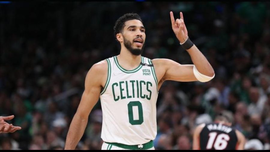 Do�u'da final serisi e�itledi