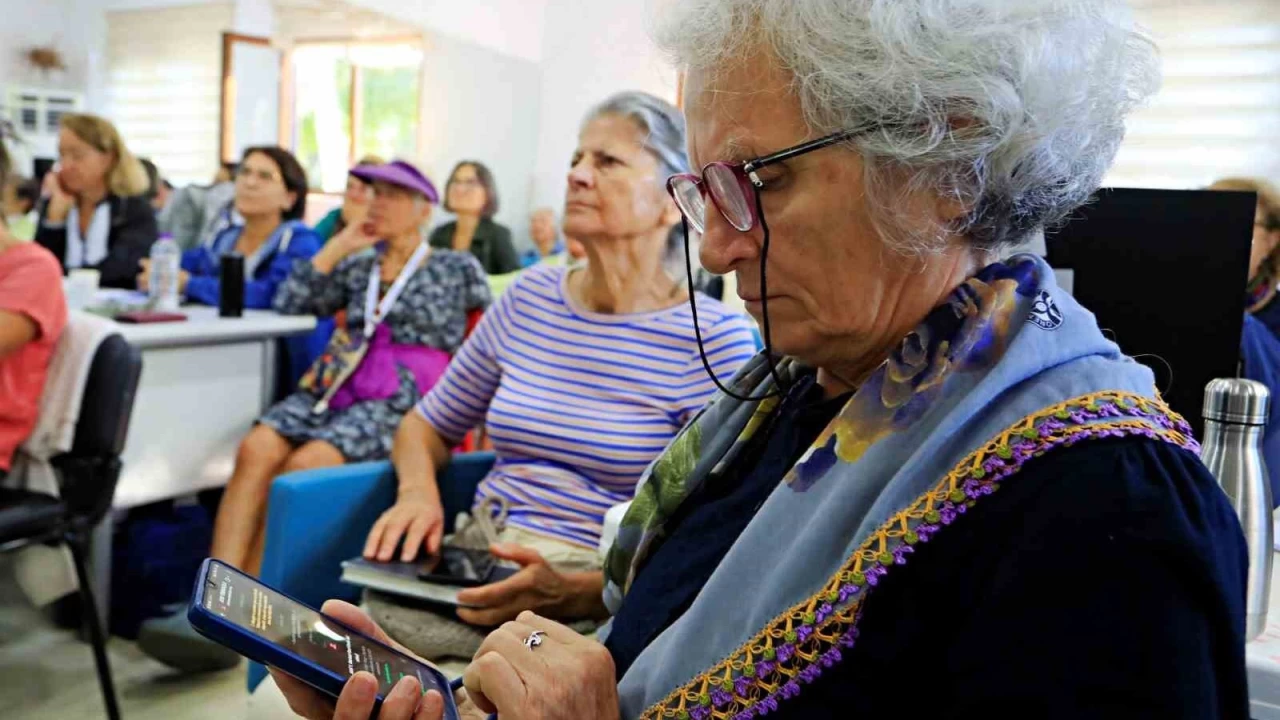 Dolandırıcıların hedef kitlesi 60 yaş üzerine akıllı telefon kullanıcıları