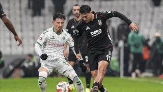 Dolmabah�e�de geri d�n��