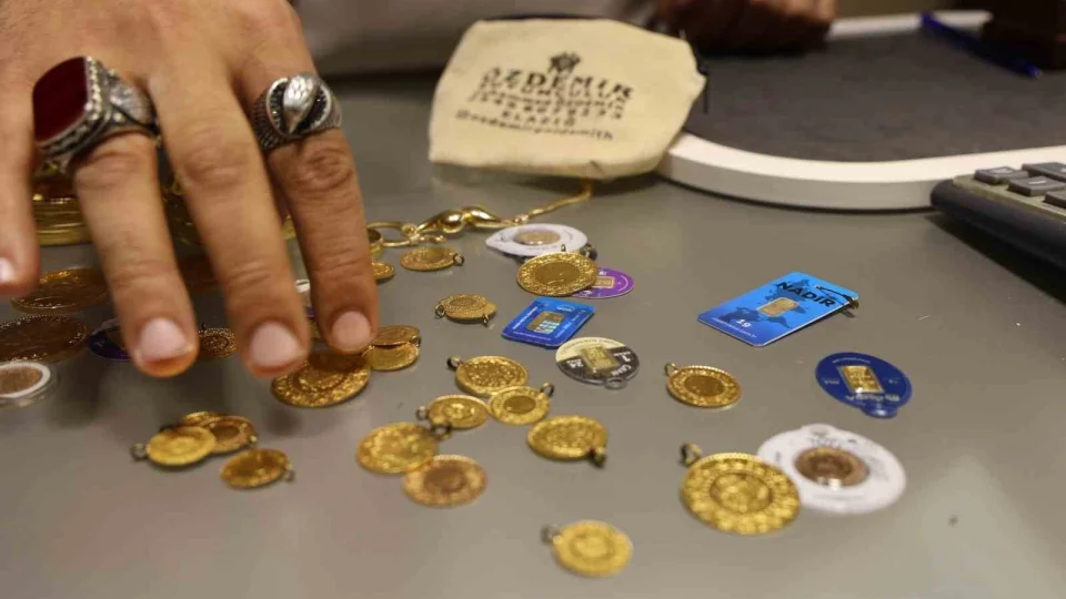 Düğün sonrası bozdurmaya gitti, gerçeği kuyumcuda öğrendi