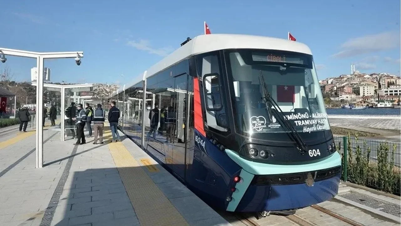 Emin�n�-Alibeyk�y Tramvay Hatt�'nda seferler normale d�nd�