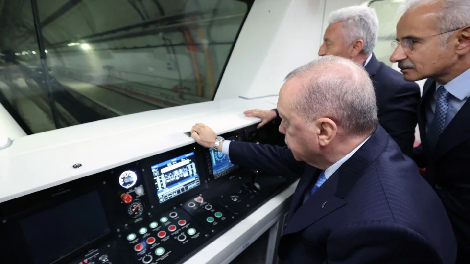 Erdo�an metro a��l���nda konu�tu