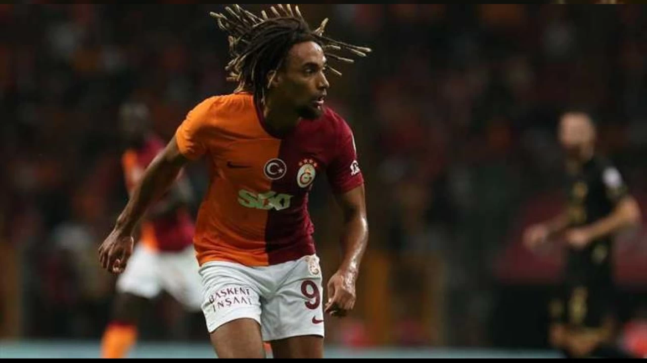 Eski çalışan Boey için bastırıyor