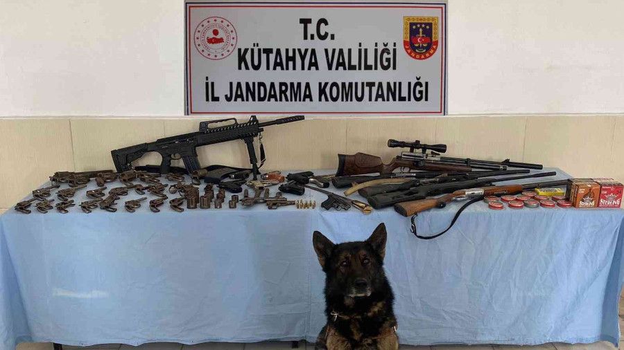 Ev değil, sanki cephanelik