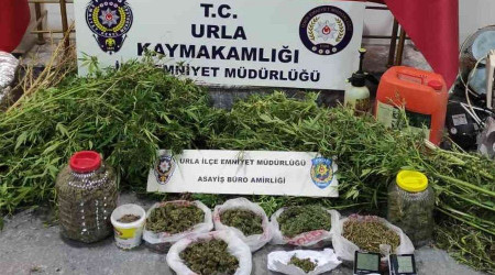 Evini uyuşturucu imalathanesine çevirmiş