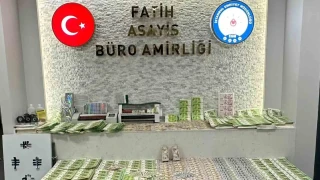 Fatih'te operasyon: Deste deste sahte para ele geçirildi
