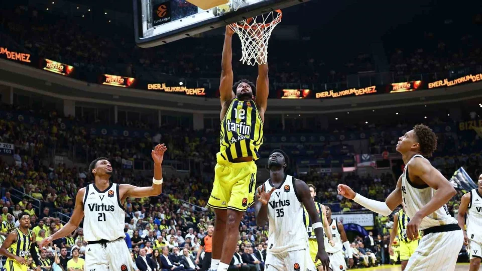 Fenerbah�e, Euroleague'e galibiyetle ba�lad�