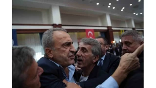 Fenerbahe Yksek Divan Kurulu Toplants'nda gerginlik