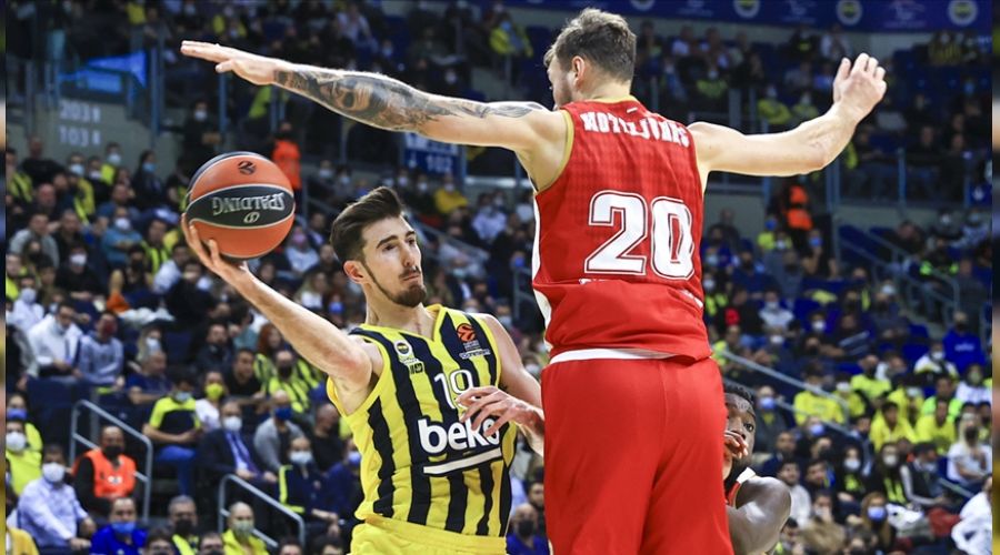Fenerbahçe'ye iki kötü haber