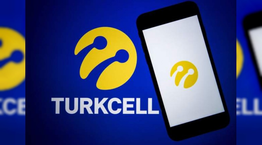 Fitch, Turkcell'in de notunu yükseltti