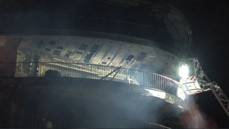 Folkart Sitesi saatlerdir yan�yor