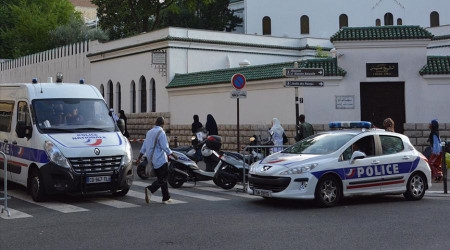 Fransa camilere savaş açtı