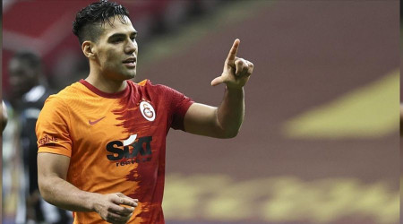 Galatasaray, Kolombiyal futbolcu Radamel Falcao ile yollarn ayrd