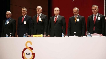 Galatasaray yönetimi teste girdi
